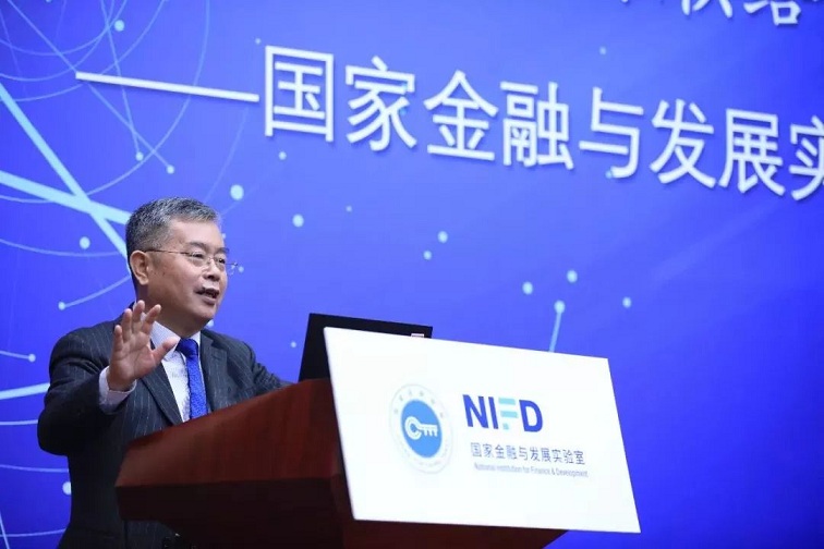 李扬1.jpg
