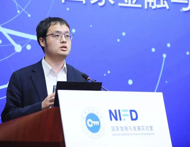 李奇霖1.jpg